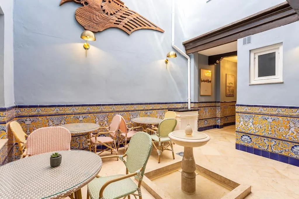 1. Casa De Alma. Apartment In Historic House Malaga