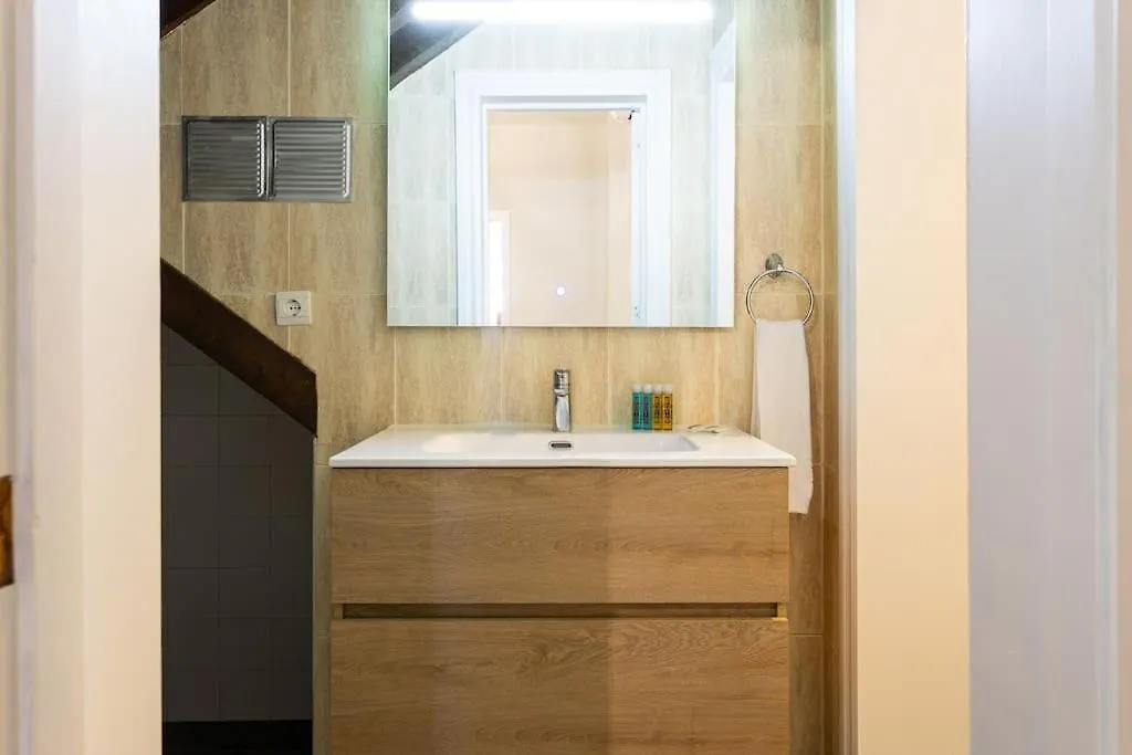 1. Casa De Alma. Apartment In Historic House Màlaga